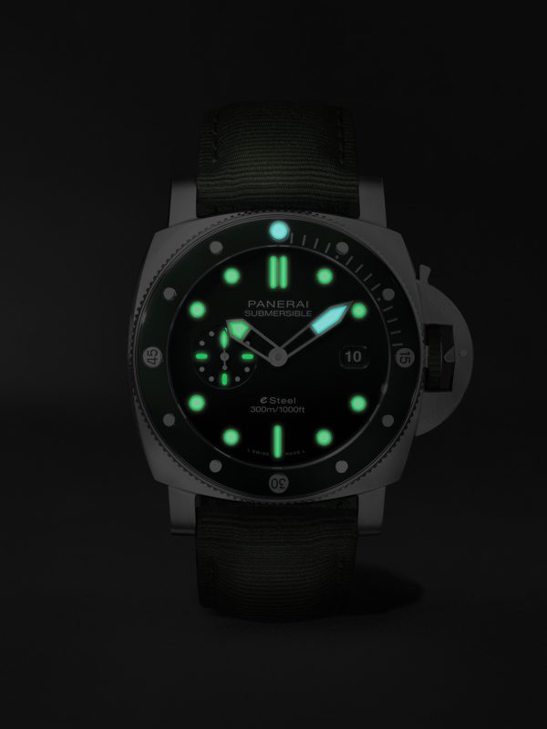 Submersible QuarantaQuattro Automatic 44mm eSteel™ and Webbing Watch, Ref. No. PAM01287 - E5 Submersible QuarantaQuattro Automatic 44mm eSteel™ and Webbing Watch, Ref. No. PAM01287 - E5