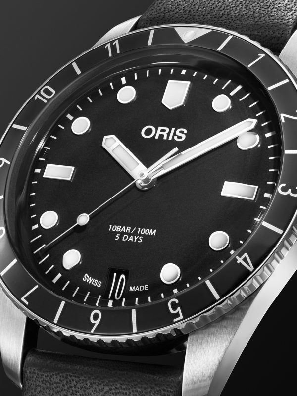 Divers Sixty-Five Automatic 40mm Stainless Steel and Leather Watch, Ref. No. 01 400 7772 4054-07 5 20 82 - CU Divers Sixty-Five Automatic 40mm Stainless Steel and Leather Watch, Ref. No. 01 400 7772 4054-07 5 20 82 - CU