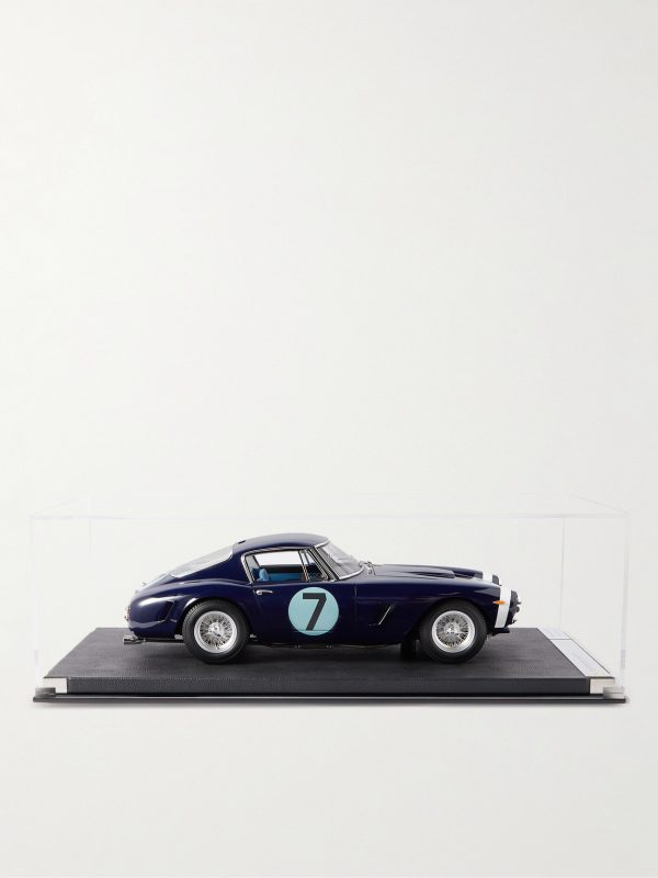 Ferrari 250 GT Berlinetta (1961) Limited Edition 1:8 Model Car Ferrari 250 GT Berlinetta (1961) Limited Edition 1:8 Model Car