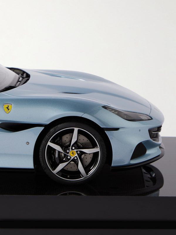 Ferrari Portofino M 1:12 Model Car - E1 Ferrari Portofino M 1:12 Model Car - E1