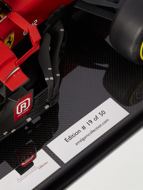 Ferrari SF21 Charles Leclerc (2021) 1:8 Model Car - CU