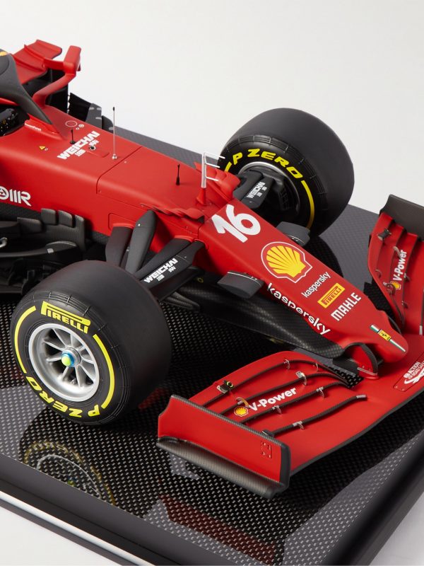Ferrari SF21 Charles Leclerc (2021) 1:8 Model Car - E2