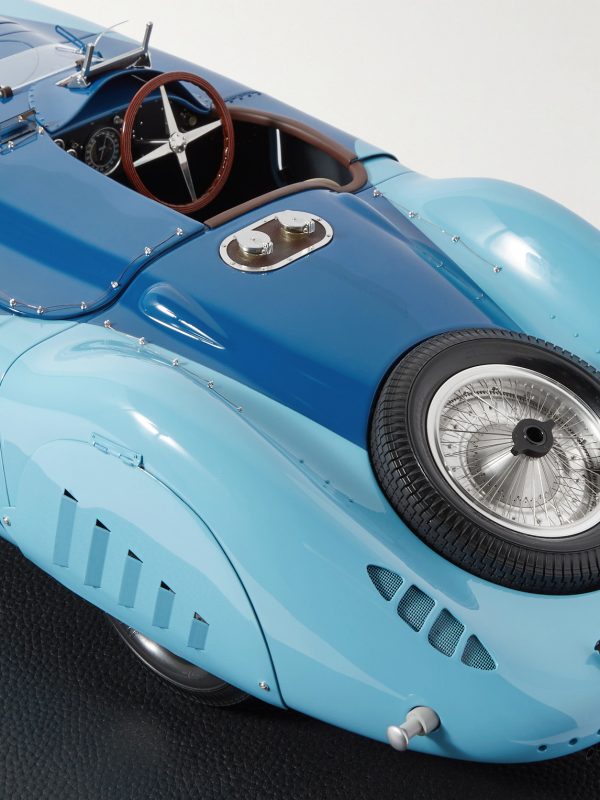 Bugatti Type 57G Tank 1.8 Model Car - E1 Bugatti Type 57G Tank 1.8 Model Car - E1