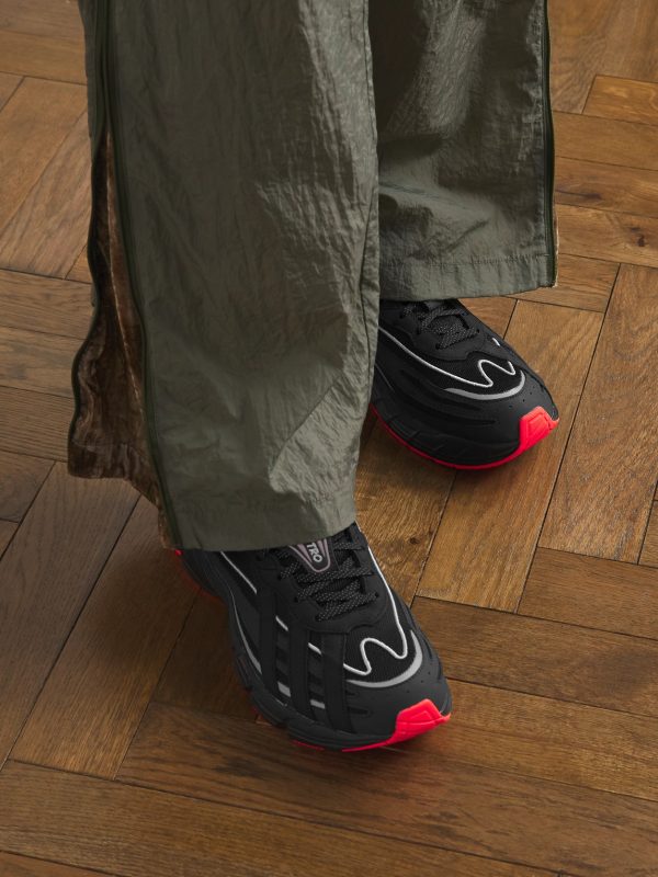 Orketro Mesh and Rubber Sneakers - E1 Orketro Mesh and Rubber Sneakers - E1