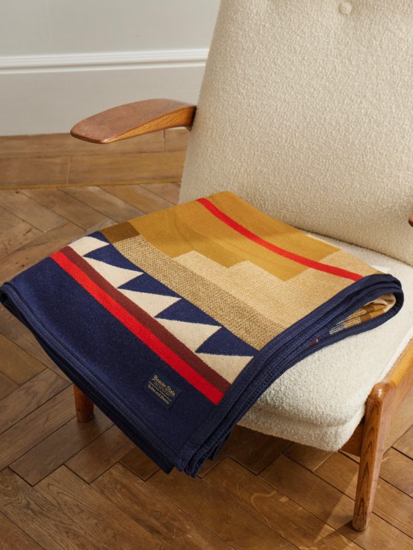 Medicine Bow Wool and Cotton-Blend Jacquard Blanket Medicine Bow Wool and Cotton-Blend Jacquard Blanket
