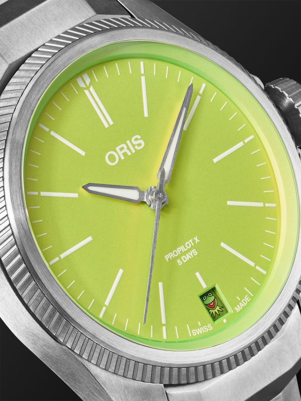 + The Muppets ProPilot X Kermit Limited Edition 39mm Titanium Watch, Ref. No. 01 400 7778 7157-Set - CU + The Muppets ProPilot X Kermit Limited Edition 39mm Titanium Watch, Ref. No. 01 400 7778 7157-Set - CU