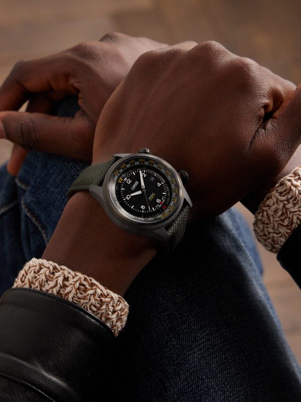 ProPilot Altimeter Automatic 47mm PVD-Plated Titanium, Carbon Fibre and Canvas Watch, Ref. No. 01 793 7775 8764-SetBlack - OU ProPilot Altimeter Automatic 47mm PVD-Plated Titanium, Carbon Fibre and Canvas Watch, Ref. No. 01 793 7775 8764-SetBlack - OU