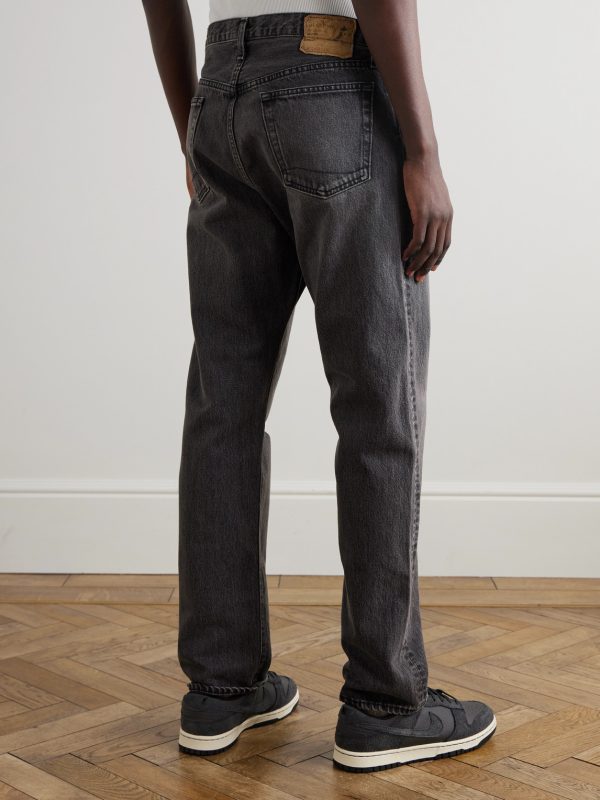 105 Straight-Leg Jeans - BK