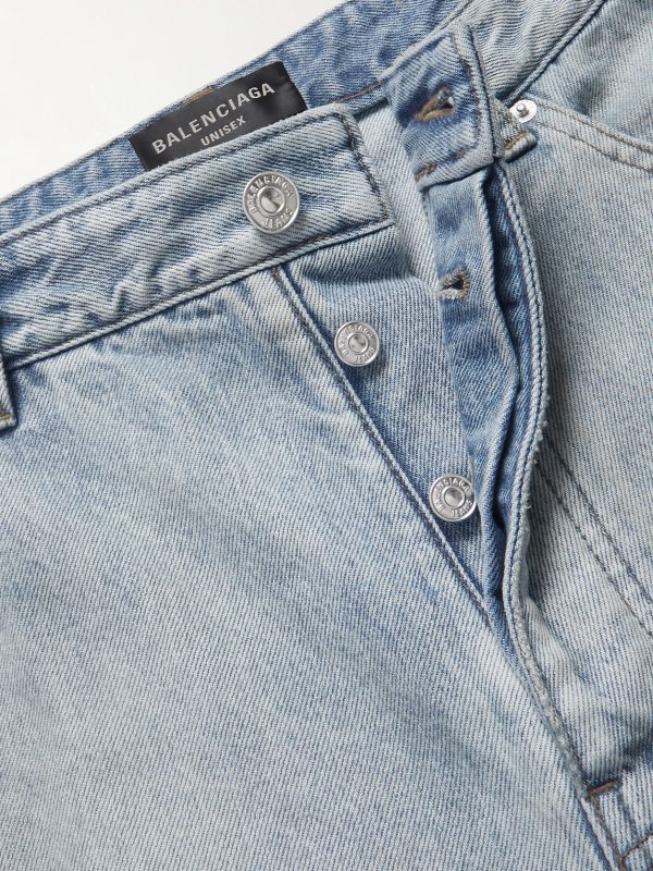 Distressed Straight-Leg Jeans - E1