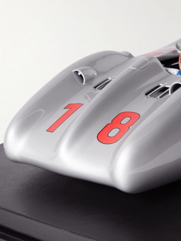 Mercedes-Benz W196 Streamliner (1954) 1:8 Model Car - E3 Mercedes-Benz W196 Streamliner (1954) 1:8 Model Car - E3