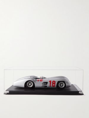 Mercedes-Benz W196 Streamliner (1954) 1:8 Model Car