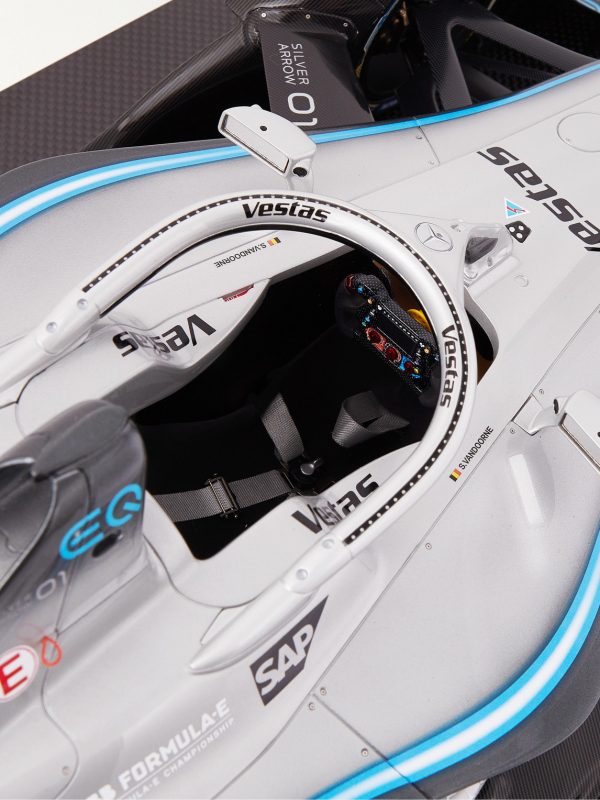 Mercedes-Benz EQ Silver Arrow 01 1:8 Model Car - E2 Mercedes-Benz EQ Silver Arrow 01 1:8 Model Car - E2