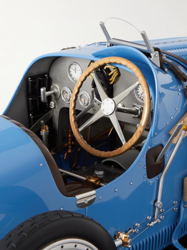 Bugatti Type 35 1:8 Model Car - E2