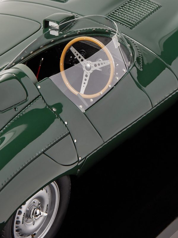 + Amalgam Collection Jaguar XKD 1:18 Model Car - CU + Amalgam Collection Jaguar XKD 1:18 Model Car - CU