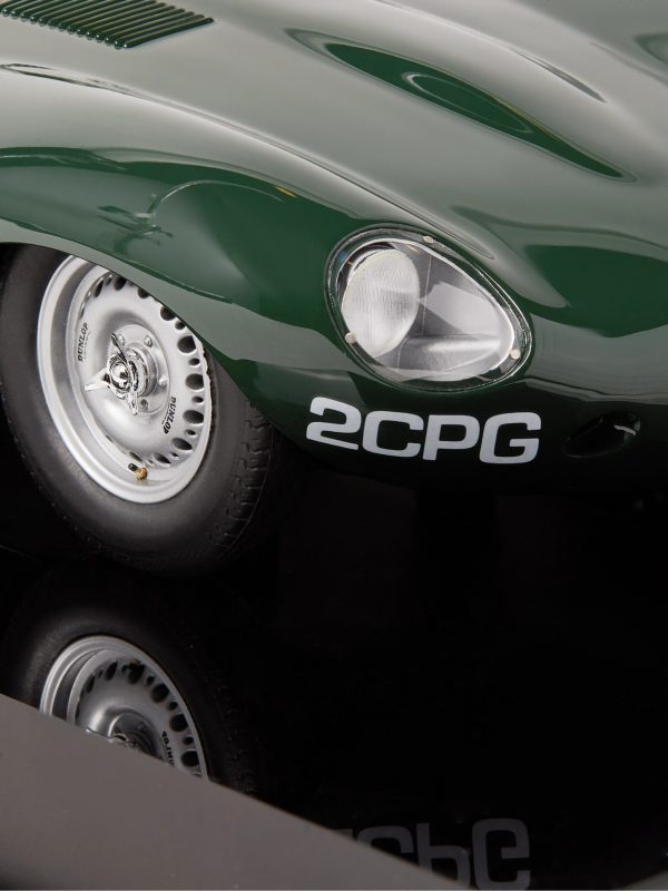 + Amalgam Collection Jaguar XKD 1:18 Model Car - E1 + Amalgam Collection Jaguar XKD 1:18 Model Car - E1