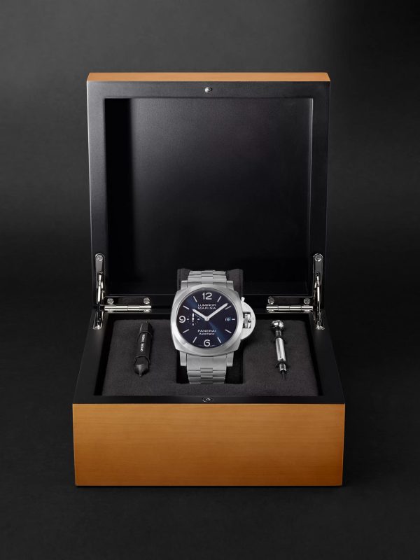 Luminor Marina Specchio Blu Automatic 44mm Stainless Steel Watch, Ref. No. PAM01316 - E3 Luminor Marina Specchio Blu Automatic 44mm Stainless Steel Watch, Ref. No. PAM01316 - E3